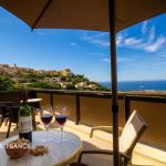 Chambres d'h&ocirc;tes &agrave; Monticello, Balagne, Haute-Corse, labellis&eacute; Gites de France : vue depuis la terrasse de la chambre Orizonti
