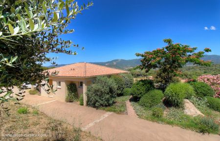Gîte à Sollacaro, le Grand Valinco en Corse du sud, labellisé Gîtes de France : la maison Gite n °22051 Sollacaro - Corse - Gîte à Sollacaro, le Grand Valinco en Corse du sud, labellisé Gîtes de France : la maison