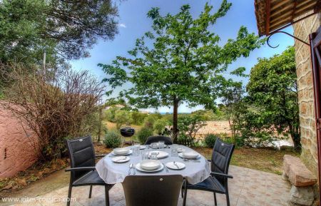 Gite n &deg;16961 Bastelicaccia - Corse - G&icirc;te &agrave; Bastelicaccia, le grand Ajaccio, en Corse du Sud, labellis&eacute; G&icirc;tes de France : la terrasse 