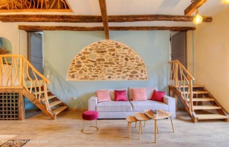 Gîte à Pietracorbara, Grand Bastia, Haute-Corse, labellisé Gîtes de France : le salon Gite n °62841 Pietracorbara - Corse - Gîte à Pietracorbara, Grand Bastia, Haute-Corse, labellisé Gîtes de France : le salon