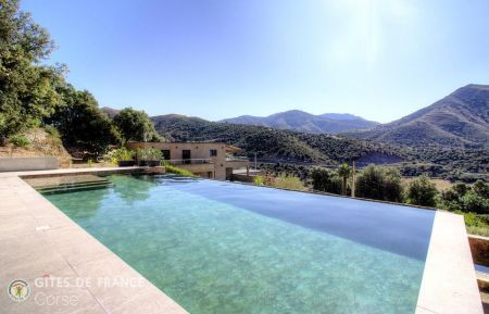 Gite n &deg;64492 Tralonca - Corse - Gite &agrave; Tralonca, Centre Corse, Haute Corse, labellis&eacute; Gites de France : la piscine commune