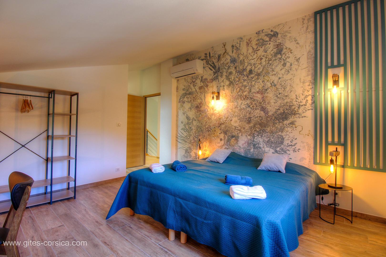 Chambres d'hôtes à Casalabriva, le Grand Valinco, Corse du sud, labellisé Gîtes de France : la chambre photo 18