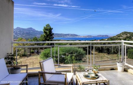 Gîte à Lumio, Balagne, Haute-Corse, labellisé Gîtes de France : la terrasse avec vue sur la mer Gite n °60363 Lumio - Corse - Gîte à Lumio, Balagne, Haute-Corse, labellisé Gîtes de France : la terrasse avec vue sur la mer