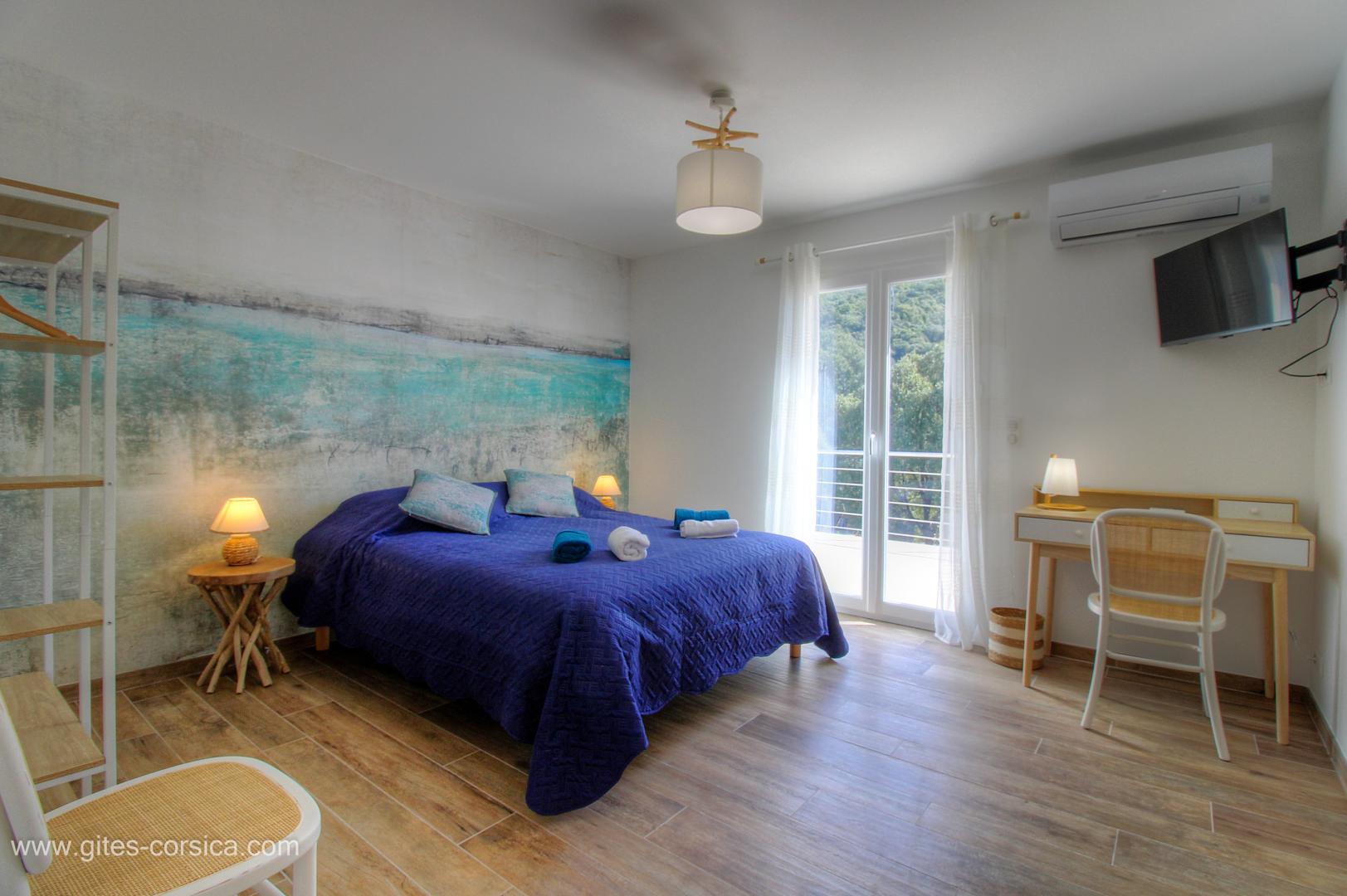 Chambres d'hôtes Sintineddi à Casalabriva, le Grand Valinco, Corse du sud, labellisé Gîtes de France : la chambre photo 9