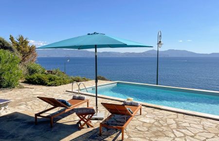Gîte à Cargese, l'Ouest Corse, Corse-du-Sud, labellisé Gîtes de France : la piscine Gite n °26891 Cargèse - Corse - Gîte à Cargese, l'Ouest Corse, Corse-du-Sud, labellisé Gîtes de France : la piscine