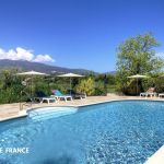 Gite &agrave; Lucciana, Grand Bastia, Haute-Corse, labellis&eacute; Gites de France: la piscine commune
