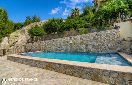 Gite n &deg;55346 Costa - Corse - G&icirc;te &agrave; Costa, Balagne, Haute-Corse, labellis&eacute; G&icirc;tes de France : la piscine commune