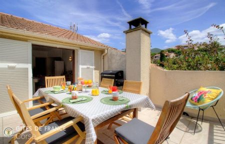 Gite n &deg;62991 Saint-Florent - Corse - G&icirc;te &agrave; Saint-Florent, Grand Bastia, Haute-Corse, labellis&eacute; G&icirc;tes de France : la terrasse