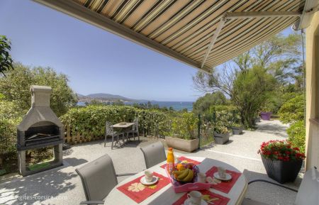 Gite n &deg;20151 Olmeto - Corse - Gite &agrave; Olmeto, corse du sud, labelis&eacute; G&icirc;tes de France : la terrasse