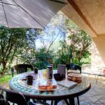 Gîte à Lumio, Balagne, Haute-Corse, labellisé Gîtes de France : la terrasse Gîte à Lumio, Balagne, Haute-Corse, labellisé Gîtes de France : la terrasse